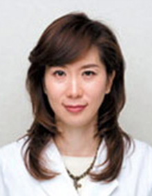 青木亜紀子医師